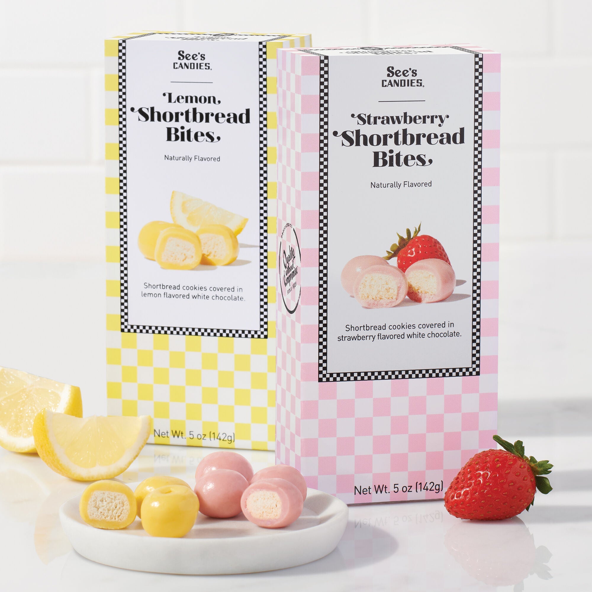 Strawberry Shortbread Bites